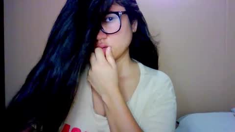 onlyfan laureng7 - 7 laureng2 online show from September 22, 12:29 pm