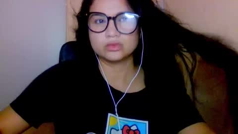 onlyfan laureng7 - 7 laureng2 online show from November 19, 9:15 pm