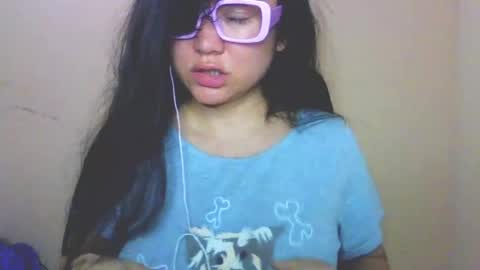 onlyfan laureng7 - 7 laureng2 online show from March 23, 11:25 am