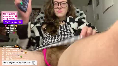 Lauren   online show from May 31, 2:31 am