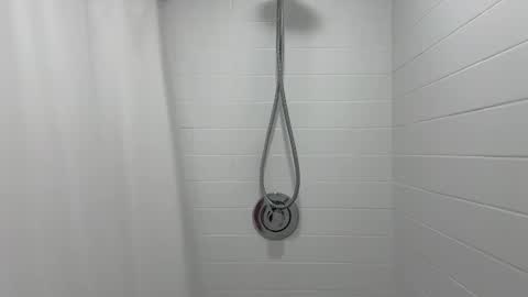 Snapshot of laurenivy chatting on April 4, 12:09 am laurenivy online show from April 4, 12:09 am