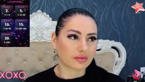 Snapshot of laurenjenssen chatting on January 19, 1:22 pm Laura online show from January 19, 1:22 pm