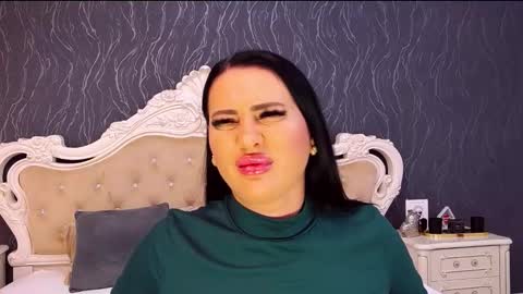 Laura online show from September 13, 8:25 am