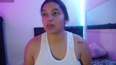 laurenkenner28_ online show from September 23, 7:50 pm