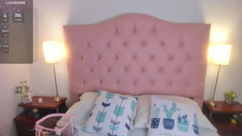 laurenn_smitth online show from January 27, 12:37 pm