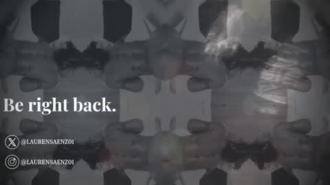 Lauren Saenz online show from February 1, 11:06 pm