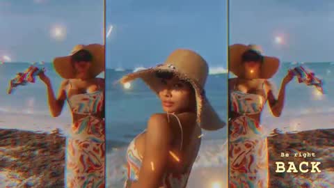 Lauren Saenz online show from March 4, 3:04 pm