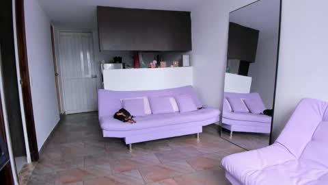 Lucie  online show from September 16, 8:10 pm