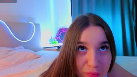 Lola online show from July 3, 7:26 am