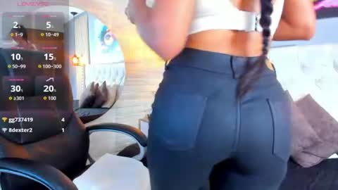 Lauryn online show from July 15, 11:48 am