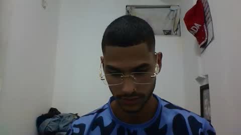 lavenossa online show from November 1, 7:38 pm