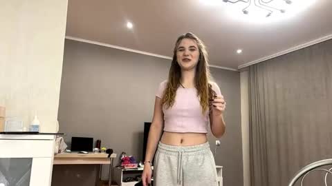 Alice online show from December 13, 9:20 pm