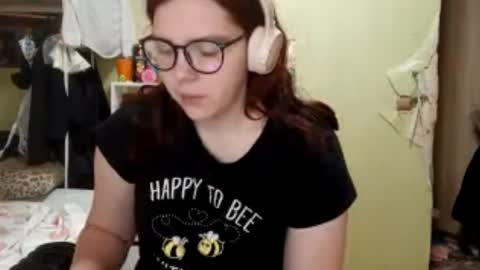 Snapshot of lavonesorge chatting on February 22, 5:08 am Adeline online show from February 22, 5:08 am