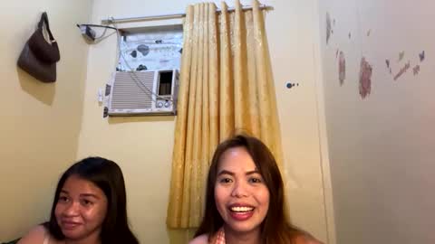 lavvenderr online show from February 14, 5:37 am