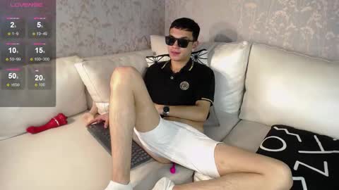 Snapshot of lawford_mike chatting on December 31, 4:14 pm Mike online show from December 31, 4:14 pm