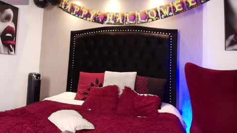 Snapshot of lawford_mike chatting on October 8, 1:53 pm Mike online show from October 8, 1:53 pm