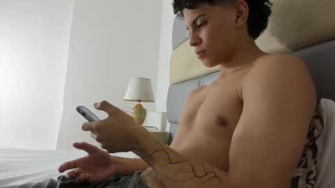 ZAmbrano online show from February 11, 6:33 pm