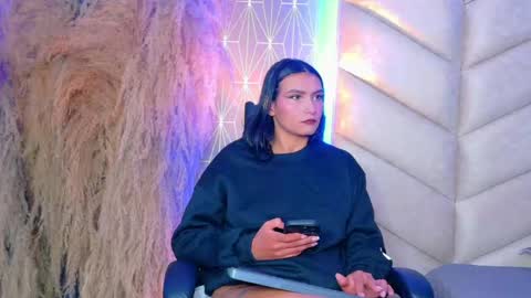 Snapshot of layadoll chatting on October 21, 4:57 am laya online show from October 21, 4:57 am