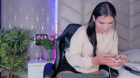 laya online show from February 20, 1:46 am