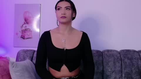 laya online show from May 30, 3:25 am