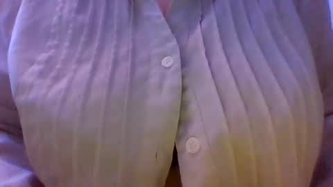 layannalea online show from November 11, 9:48 pm