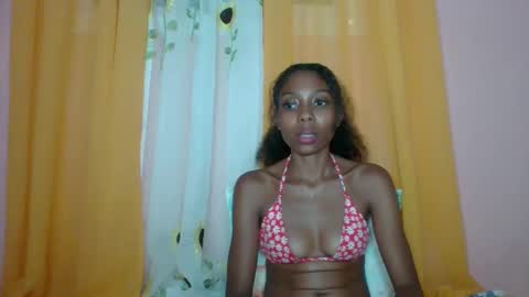 layannek online show from April 20, 6:09 pm