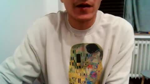 laydyys online show from February 22, 9:37 pm