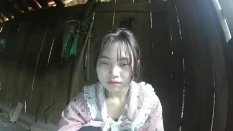 layla_999 online show from March 1, 1:07 am