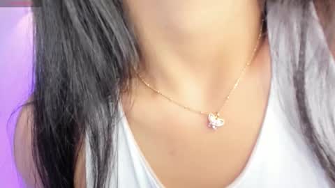 Snapshot of layla_breezee_ chatting on October 31, 12:06 pm Layla Breezee online show from October 31, 12:06 pm