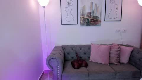 Layla Breezee online show from March 8, 12:31 pm