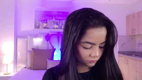 Layla Breezee online show from April 1, 10:49 am