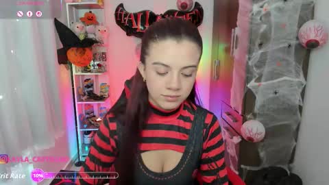 Layla online show from October 21, 2:51 pm