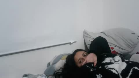 Snapshot of layla_latinax chatting on November 6, 3:40 am Layla online show from November 6, 3:40 am