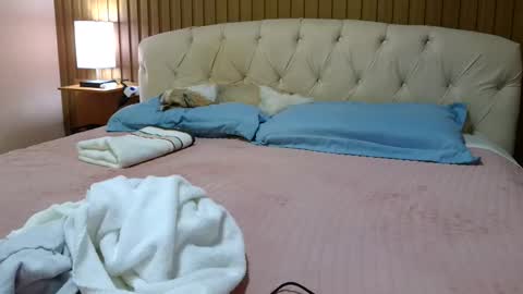 kelly online show from February 13, 8:55 pm