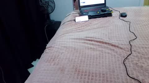 kelly online show from February 20, 2:40 am