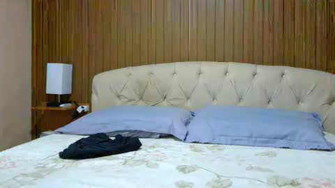 kelly online show from September 16, 11:39 pm