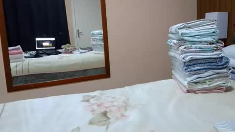 kelly online show from September 26, 9:41 pm