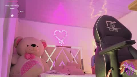 laylafoxy_tay online show from December 16, 3:11 am