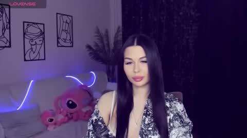 laylagreat online show from November 28, 4:42 pm