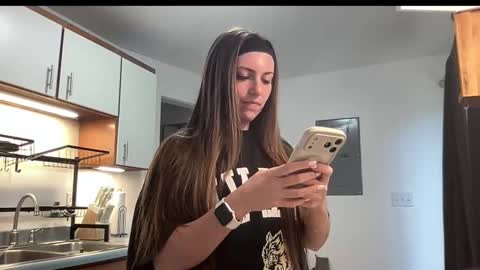 laylahlaylah1 online show from November 20, 5:01 pm