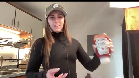 laylahlaylah1 online show from November 25, 1:55 pm