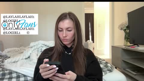 laylahlaylah1 online show from January 11, 4:34 pm