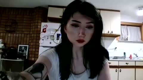 Layla Kills online show from November 17, 6:41 am