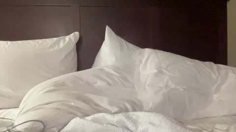 Sexy SImone online show from March 2, 9:10 am