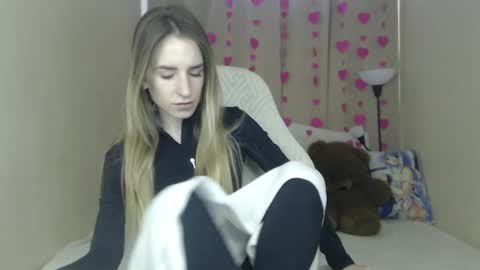 laymablast online show from February 6, 7:45 am