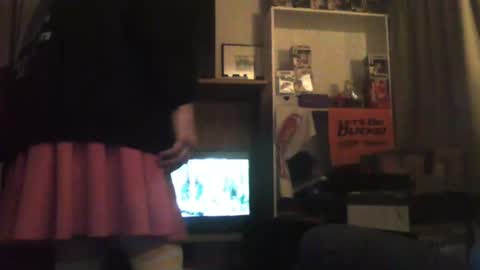 Snapshot of layththelion chatting on February 24, 12:20 am Layth The Lion online show from February 24, 12:20 am