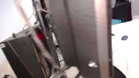 Snapshot of le_petit_princeb612 chatting on December 11, 12:12 pm andres online show from December 11, 12:12 pm