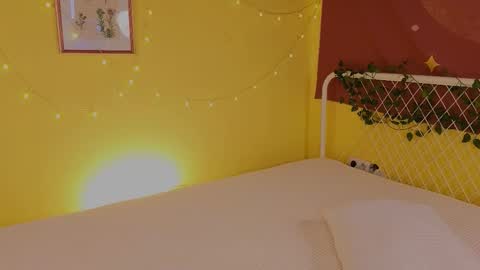 Lea online show from November 7, 3:56 pm