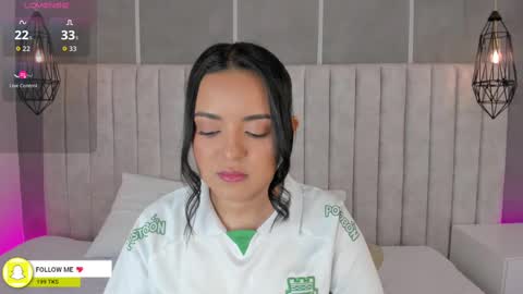 Snapshot of lea_gray chatting on October 26, 5:08 pm online show from October 26, 5:08 pm