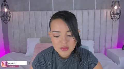 Snapshot of lea_gray chatting on November 20, 6:07 pm online show from November 20, 6:07 pm